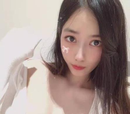 抖音网红（过气学姐）奖励自己