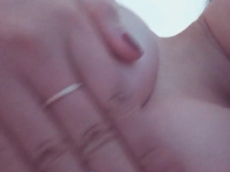 劲爆-美熟女摸白自玩私房定制