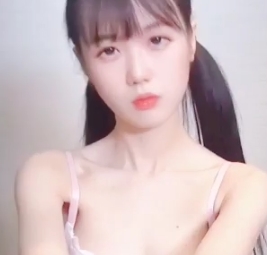 00后双马尾小妹子全果露出真的吗？