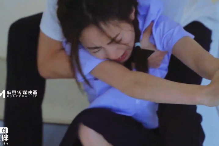 wei+xing欺负女学生夏雨荷