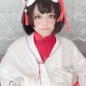 日本伪娘在Onlyfans上的火爆网络表演，精彩性感的小合集