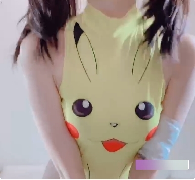 网红妹子林于超自拍视频：美丽梦想