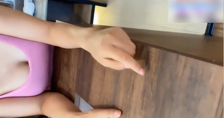 产品名称：1V大客户定制版---------------------