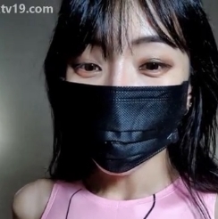 G奶腹肌女神50v+47G百度盘