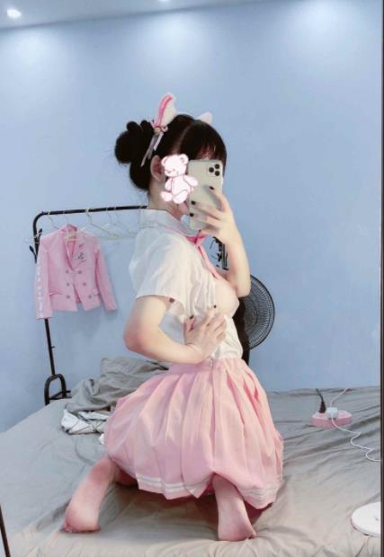 超级人气的甜美可爱妹子女神-精选光“阴”-粉嫩罗莉最新精品合集