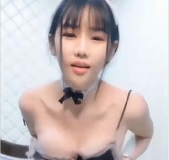 精选童颜妹子Huluwa少男榨汁机视频1V187M