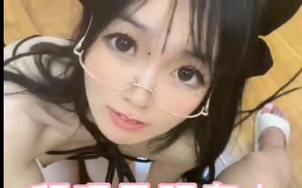 可御可萝：小凌兔子49V-3.4GS美女口B无保护CC黑丝强压S货观看