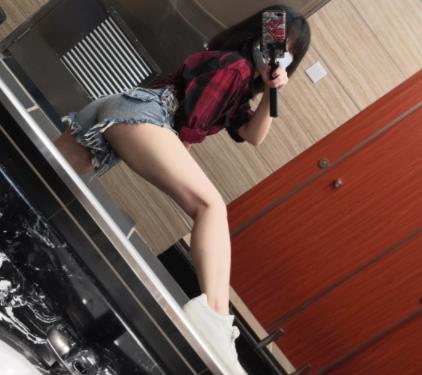 ZombiePuppet：社保姬的恶心推特作品，让你上瘾！