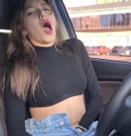 Ruth_le：车上自我安慰，大胆女神，粉丝收藏，绅士必看