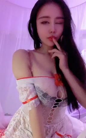 斗鱼唐曼：搔货主播定制视频合集，lucky幸运资源6.2G，妩媚绅士必备精品