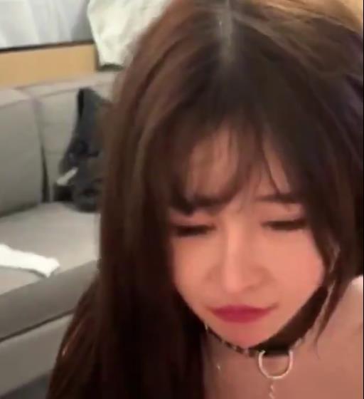 颜值天花板23年棒棒糖系列83V-3.8G视频资源露脸小姐姐