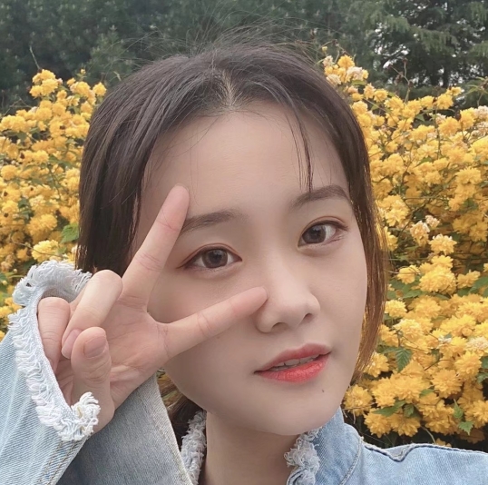 女大学生职业裤里丝装黑丝脚品尝转载搬运，百度盘