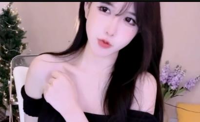 优质大长腿蛋姐Hahaha_ha2：颜值炸裂，身材逆天，女神级自拍视频！