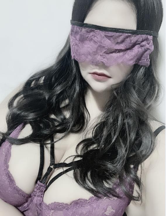 巨巨美女车头灯秀，33个视频1.5G大放送！