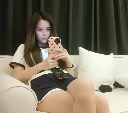 沈先森大合集27部视频，软妹币资源丰富，JK肉肉萌妹子一线天神秘处尽收眼底