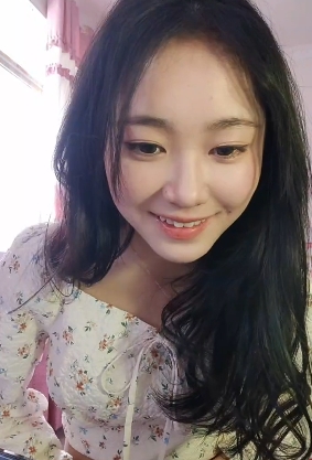 小糖粉色白色34V39G视频合集：自行打包，半糖顶点，愉悦放松体验