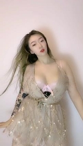 快手小仙女《欣妹》热舞舞蹈视频集，舞姿优美动人，笑容灿烂，让你感受舞蹈之美！