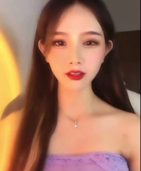 小辘女：虎牙星秀7V主播，3.8G视频魅力无限