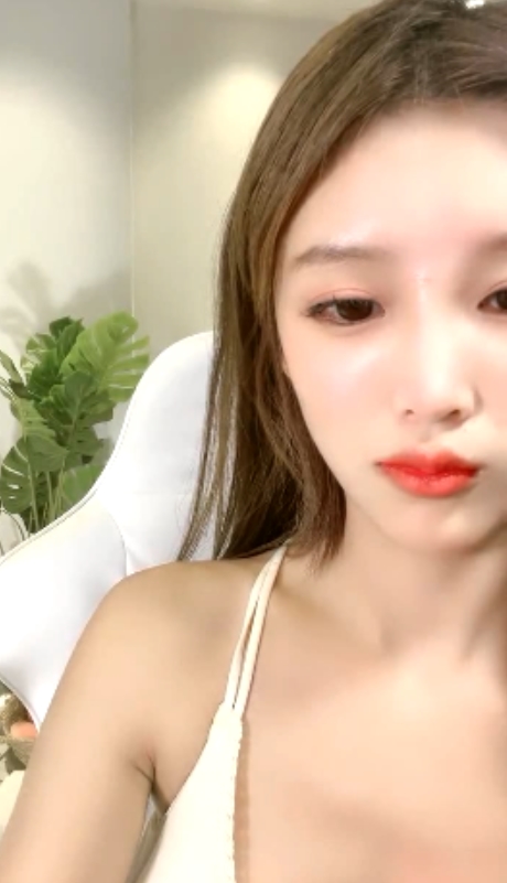 林悦月：85v29g精彩合集