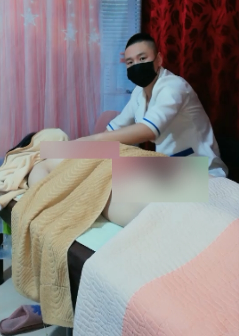 私人按摩养生店549M视频：小伙师傅白肤美少妇拔罐推背，永久有效不补