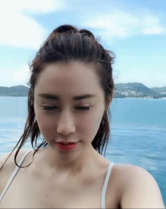 避免过度沉迷其中。毕竟，人生还有更多值得探索和珍惜的事物。