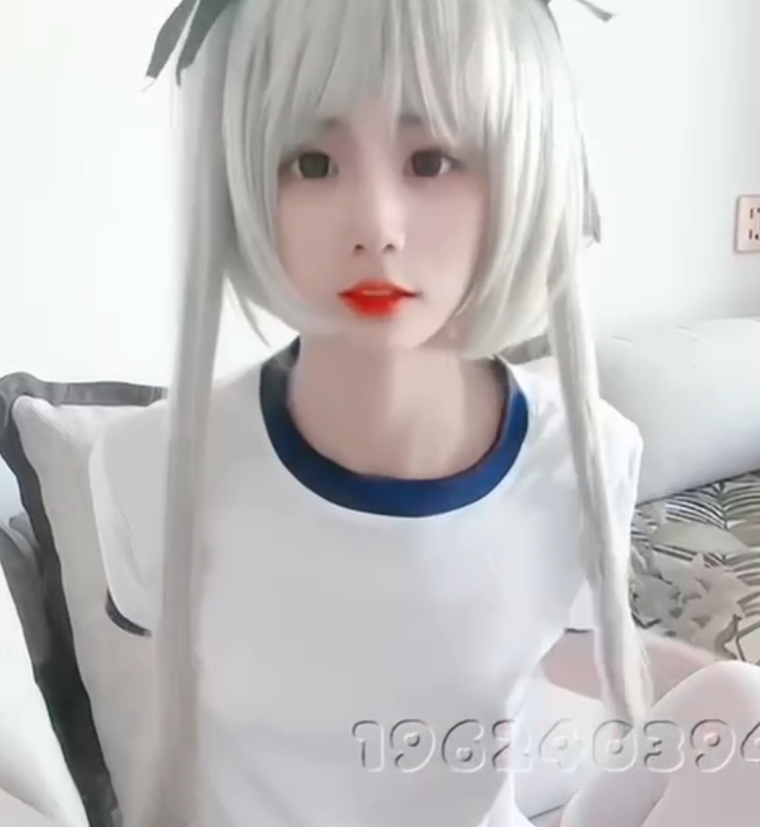 小雯宝宝露脸放飞自我合集：超幼齿妹子妩媚清纯，大量高质量视频推荐下载