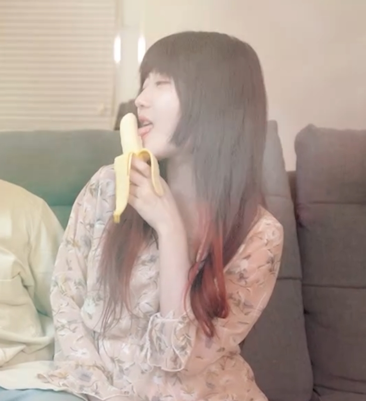 沈娜娜&璃奈酱视频合集：精彩收藏，轻松下载！