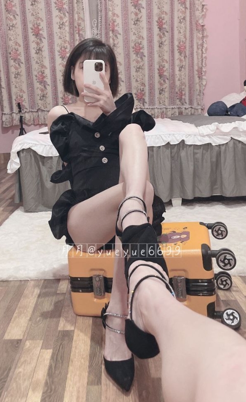 反差婊yueyue6699：11v3g视频收藏百度ED2K，笑容灿烂，精彩不断