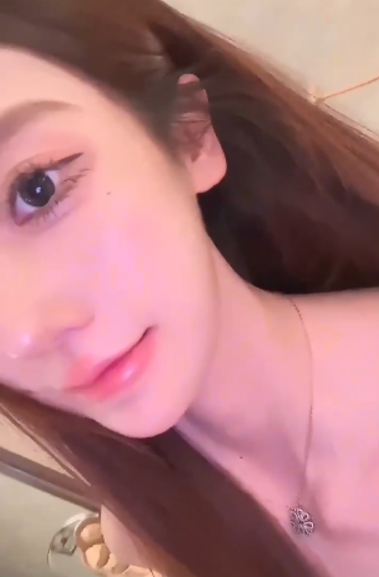 珍贵私拍摄影大师luka的福利视频，5.5g内容丰富，引无数摄影爱好者和收藏家追逐