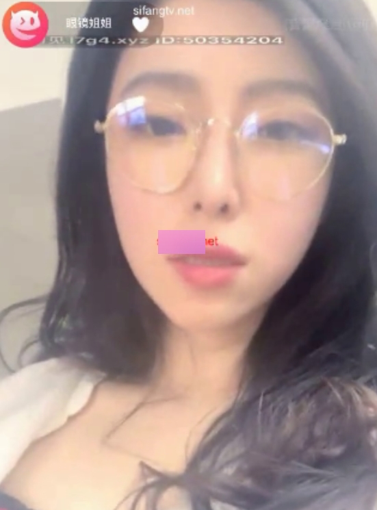 22v9.2g：风韵眼镜姐姐，百度115收藏，诱惑表演下载