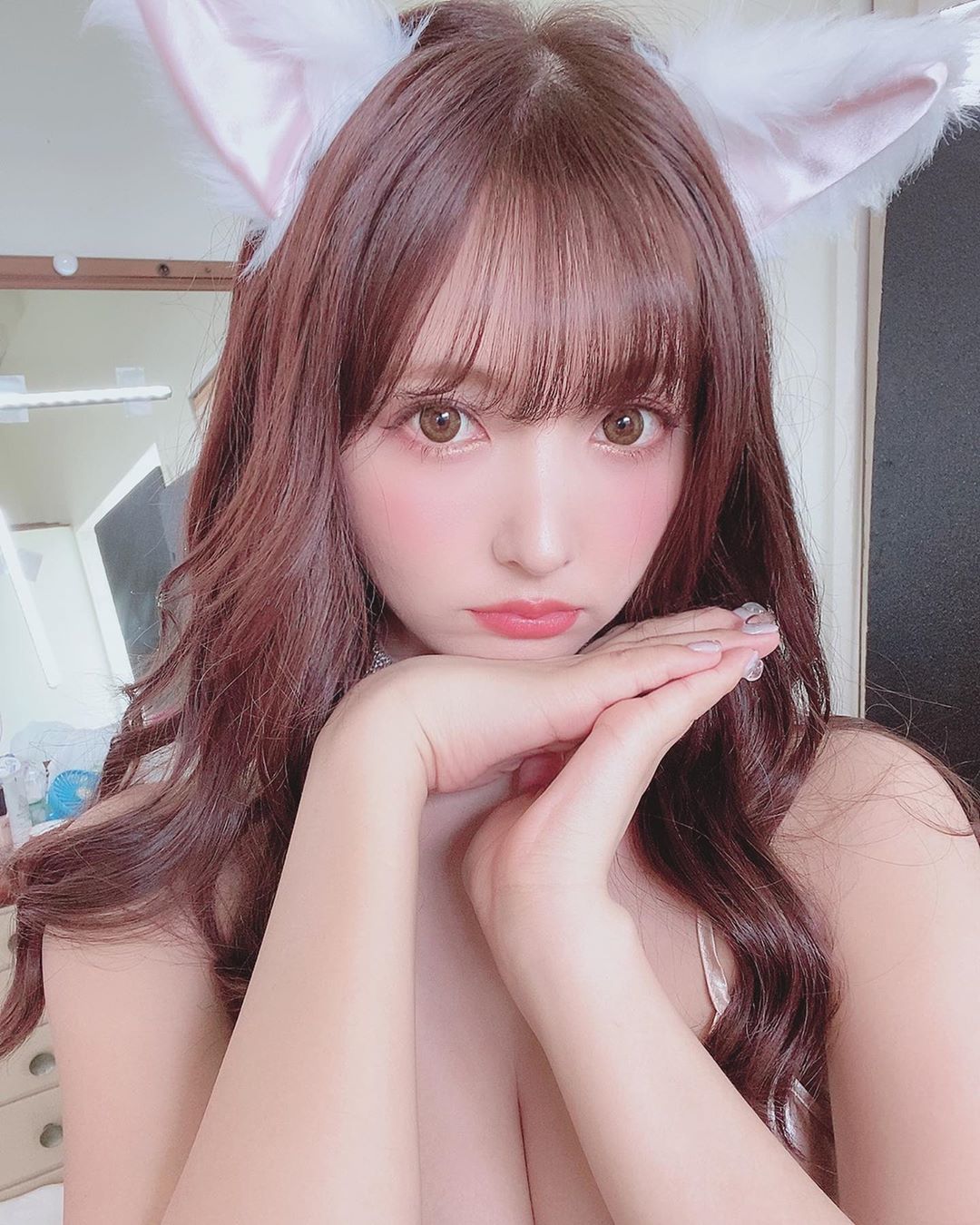 PR社萌汁12三人游21v合集：真实摆拍早漏女敏感颜值黑色丝袜绅士必备1.3G大合集