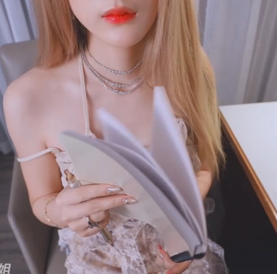 反差女神+FortuneCuttie+40.5g合集