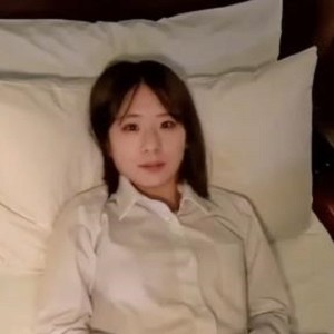 FC2车牌号3139793L莉自拍露脸不打码岛国颜值身材正中靶心