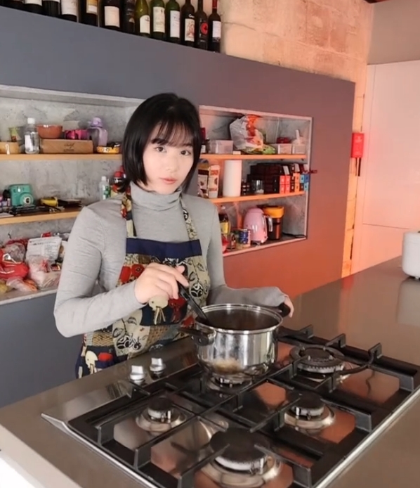 香蕉妹Obokozu505g合集视频，新增25V珍藏版，百度独家发售