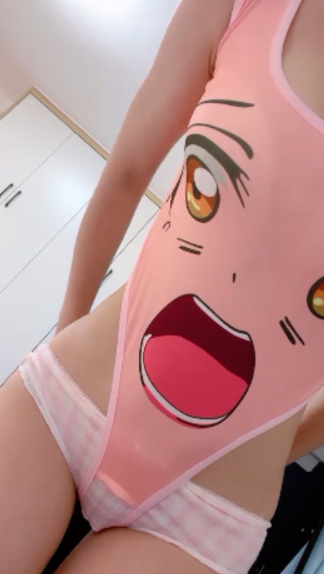 黑框眼镜双马尾乔乔妹妹最新合集24V18.4G，百度收藏