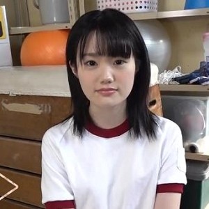 日本高清学生妹与保洁老师LJ最新合集1V1.7G，成名作，资源丰富