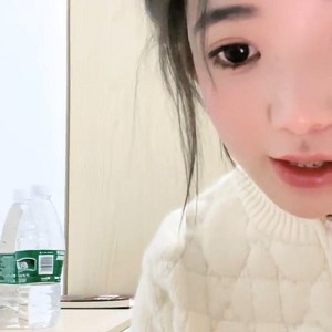 大学直播百度ED2K大二妹妹宿舍精选合集30V50.4G，精彩瞬间收藏