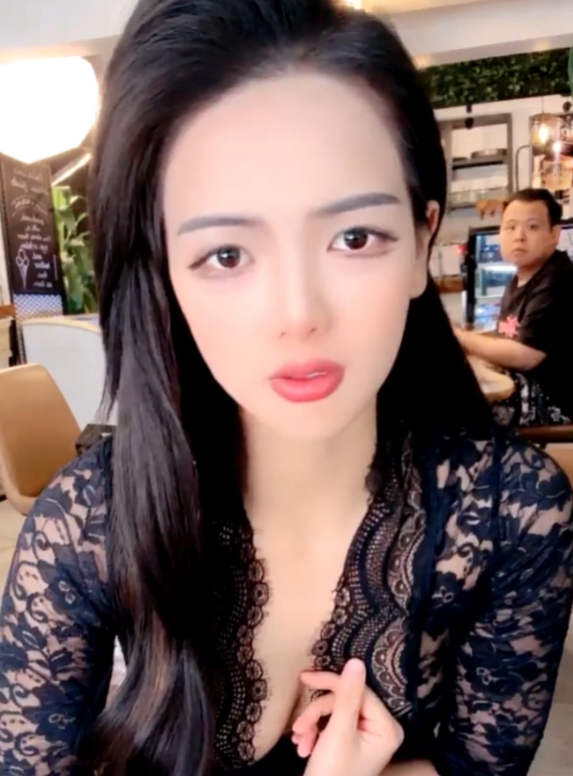 展示百度盘美丽商场咖啡重磅合集9V6.7G，2025年精彩回顾