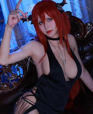 优质cos女神桜满三时诱惑合集36V2.93G，胖臀润滑油牛奶有趣作品