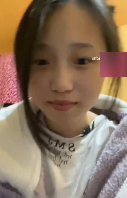 自收集百度盘增强版高中大学福利姬小狗自拍合集20V20.8G，放飞自我