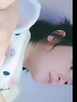 阳光小甜甜35分钟后花园自拍合集1V410M