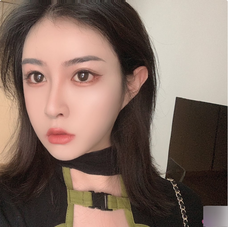 优质美脚某推妍熙最新合集50V30G，身材完美攻击兼备