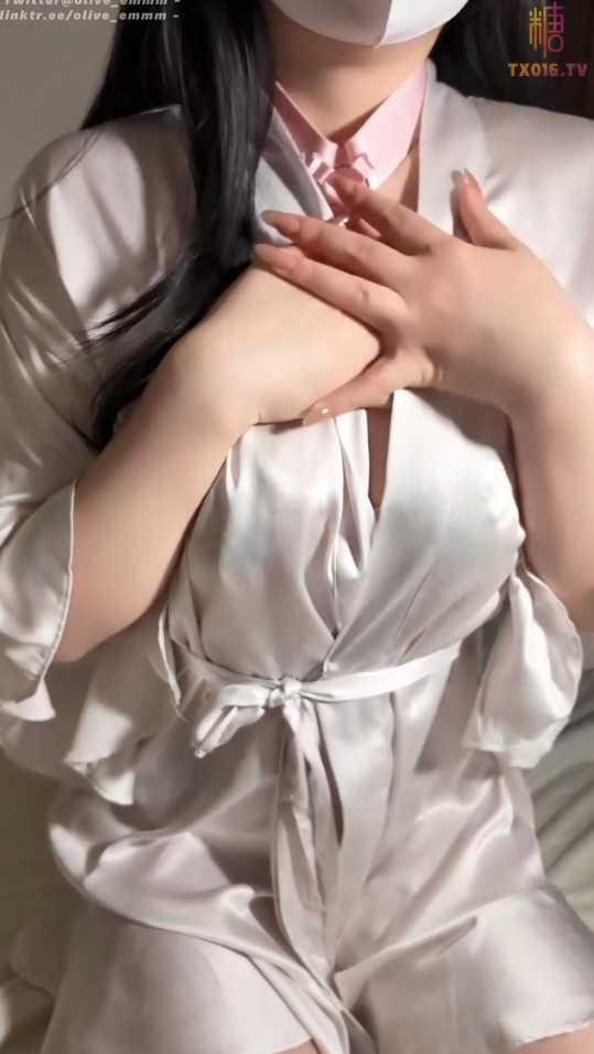 推特福利姬olive合集35.1G透视黑纱