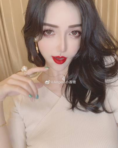 微博顾灵曦御姐视频合集29部61G太撩人了