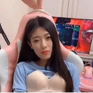 月月大小姐抖音视频合集15V超火爆20G资源