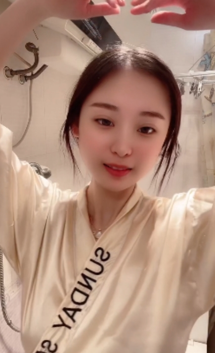 定制抖馒头热舞33部1.49G快手男王太顶了