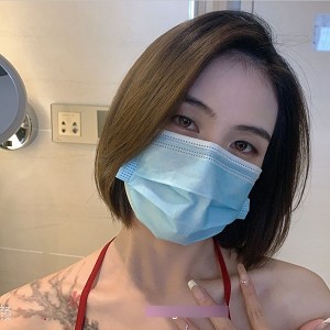 主播小甜甜抖音11G淋浴花絮合集劲爆放送