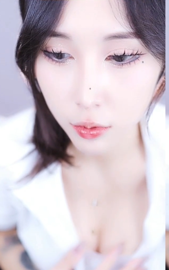 劲爆丸子超凶网易cc视频17v4.37g