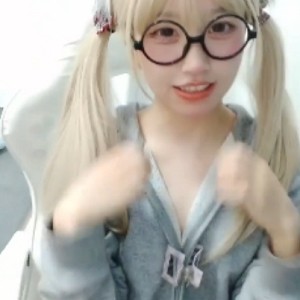 小鱼罐头露脸合集推特自拍87部14G诱惑无限