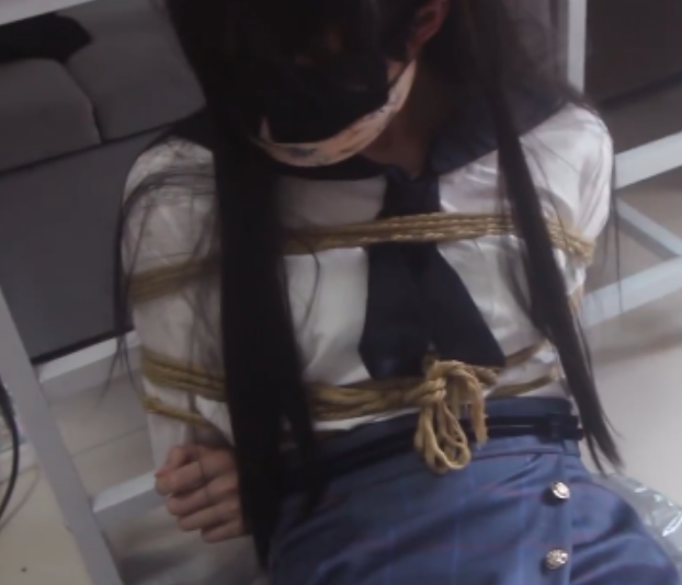 微博凉叶子32.7G多重束缚合集（狂野风情万种）